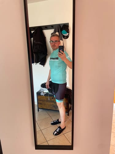 Customer photo review of 2021 Bianchi Retro Long Sleeve Cycling Kits
