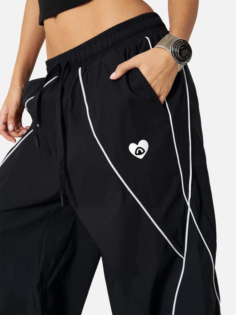 Customer photo review of Aelfric Eden Baggy Sweatpants