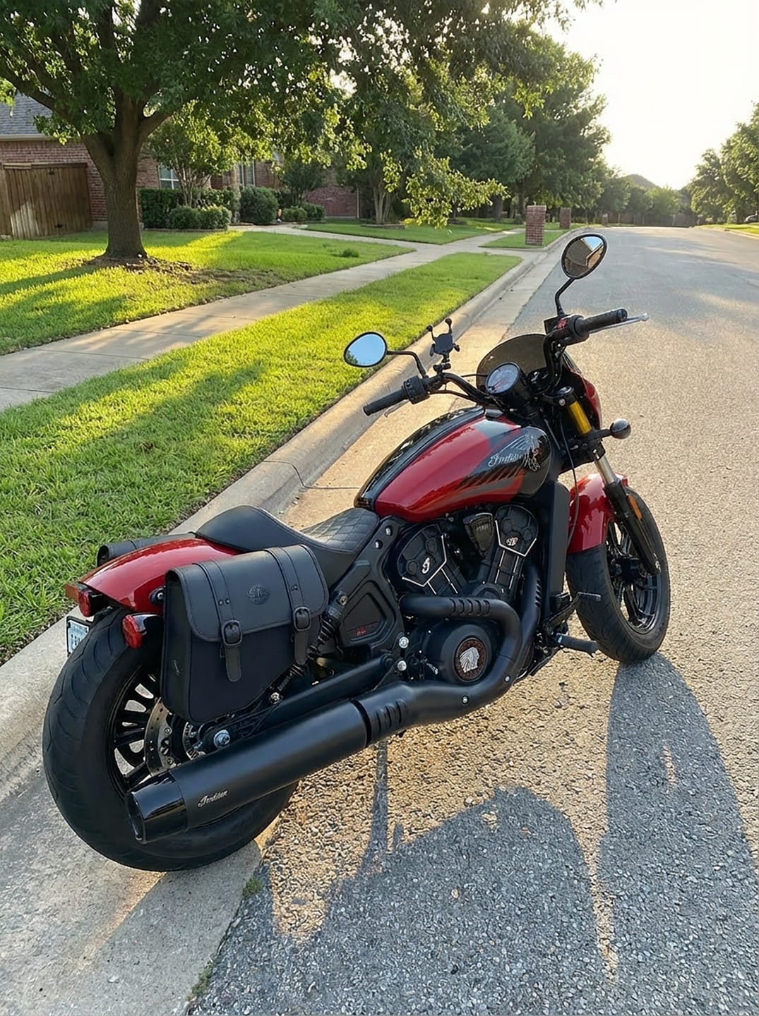 Customer photo review of 8L - Pony Indian 101 Scout 2025+ Leather Motorcycle Saddlebags