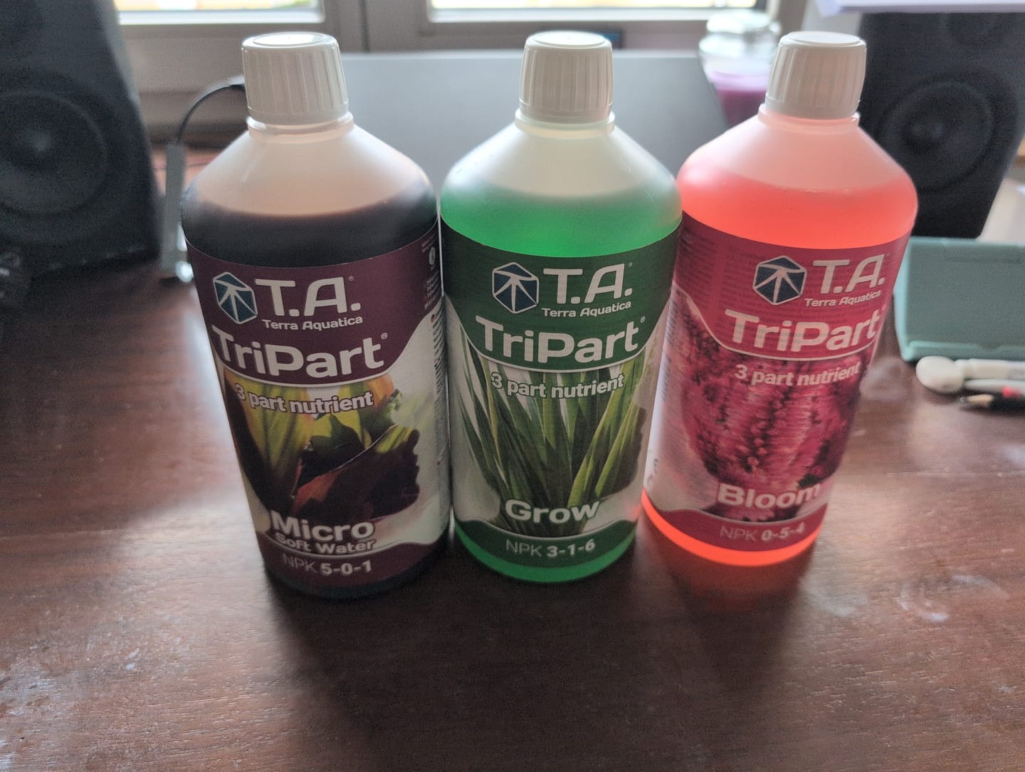 Customer photo review of Mineralischer Flüssigdünger | Terra Aquatica | TriPart® Spar-Set Soft