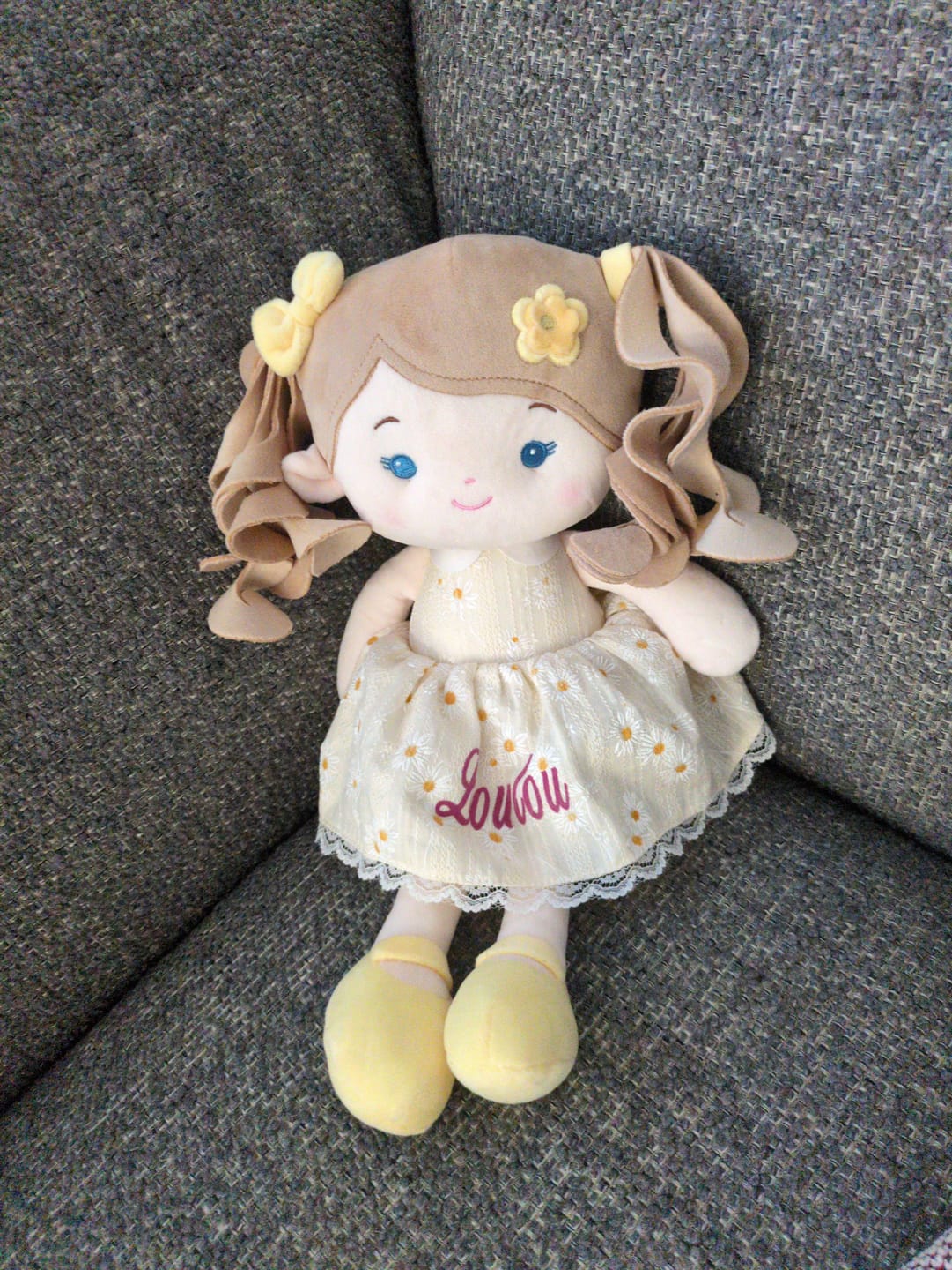 Customer photo review of Personalized Daisy Girl - Yellow