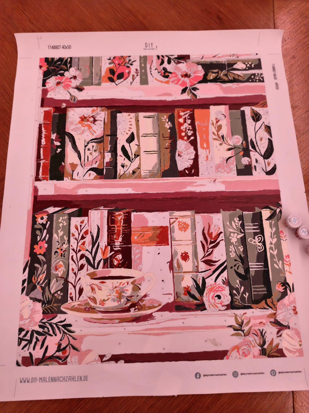 Customer photo review of Malen nach Zahlen - Blühende Bibliothek