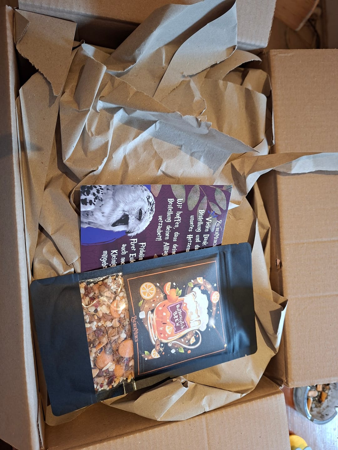 Customer photo review of Packaging