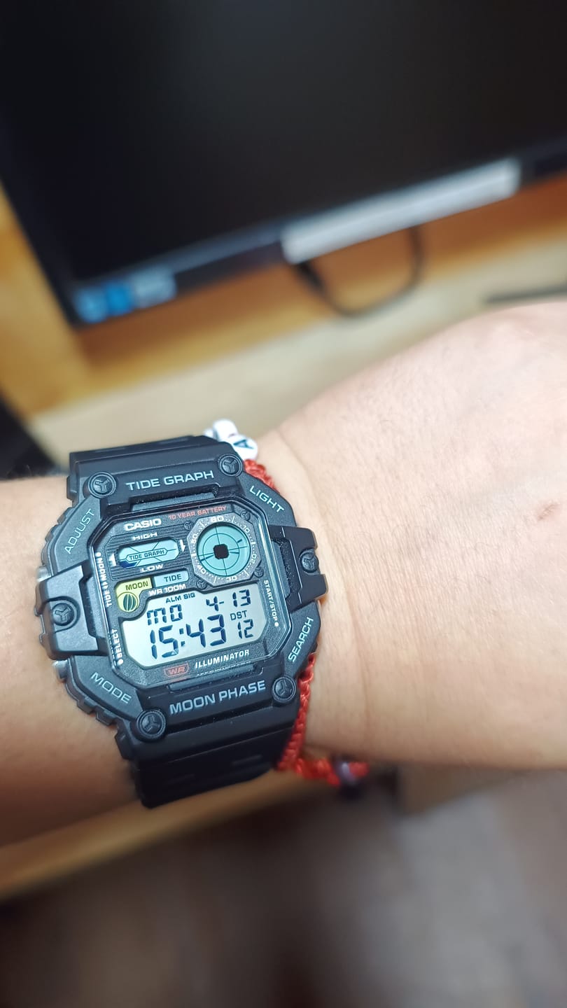 Customer photo review of Reloj Casio Vintage WS-1700H-1AV Tide Graph Moonphase