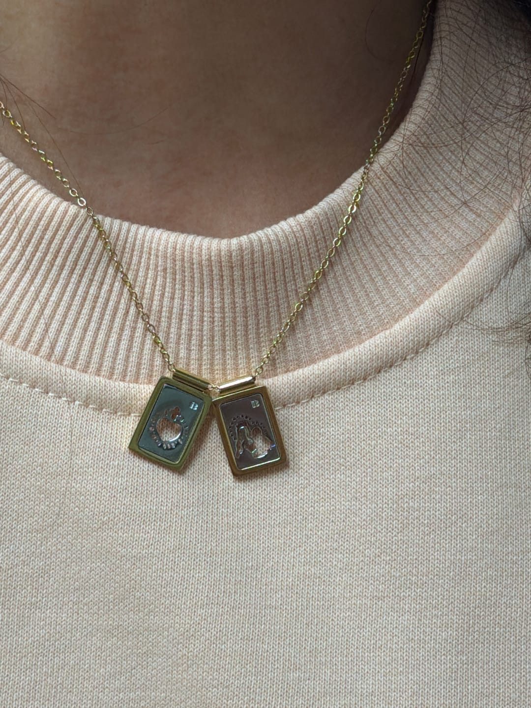 Customer photo review of BE YOU Choker Gold & Silver Scapular
