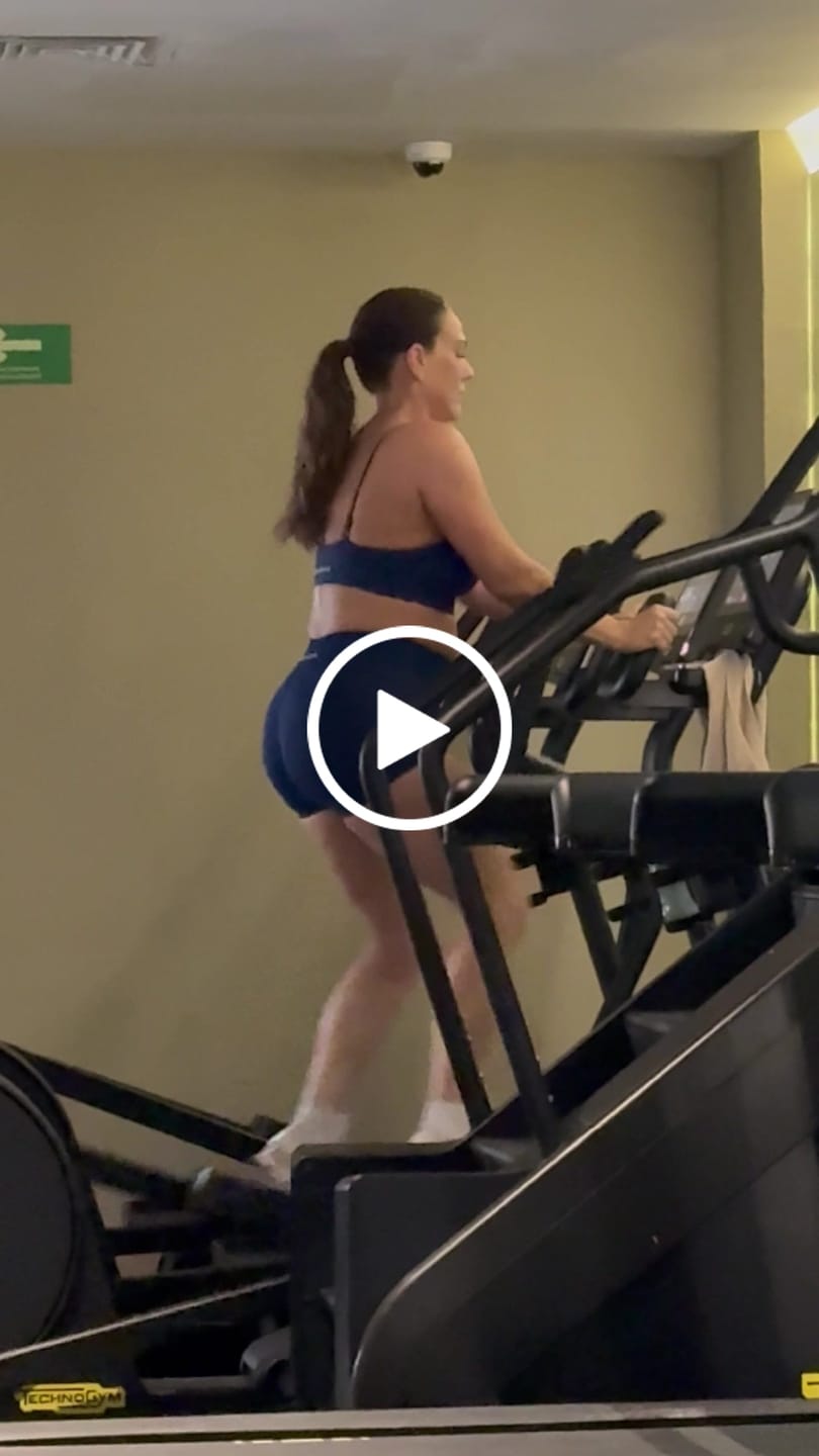 Customer video review of Sculpt Shorts – Blueberry