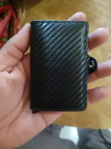 Customer photo review of Carbon Wallet - Tarjetero RFID
