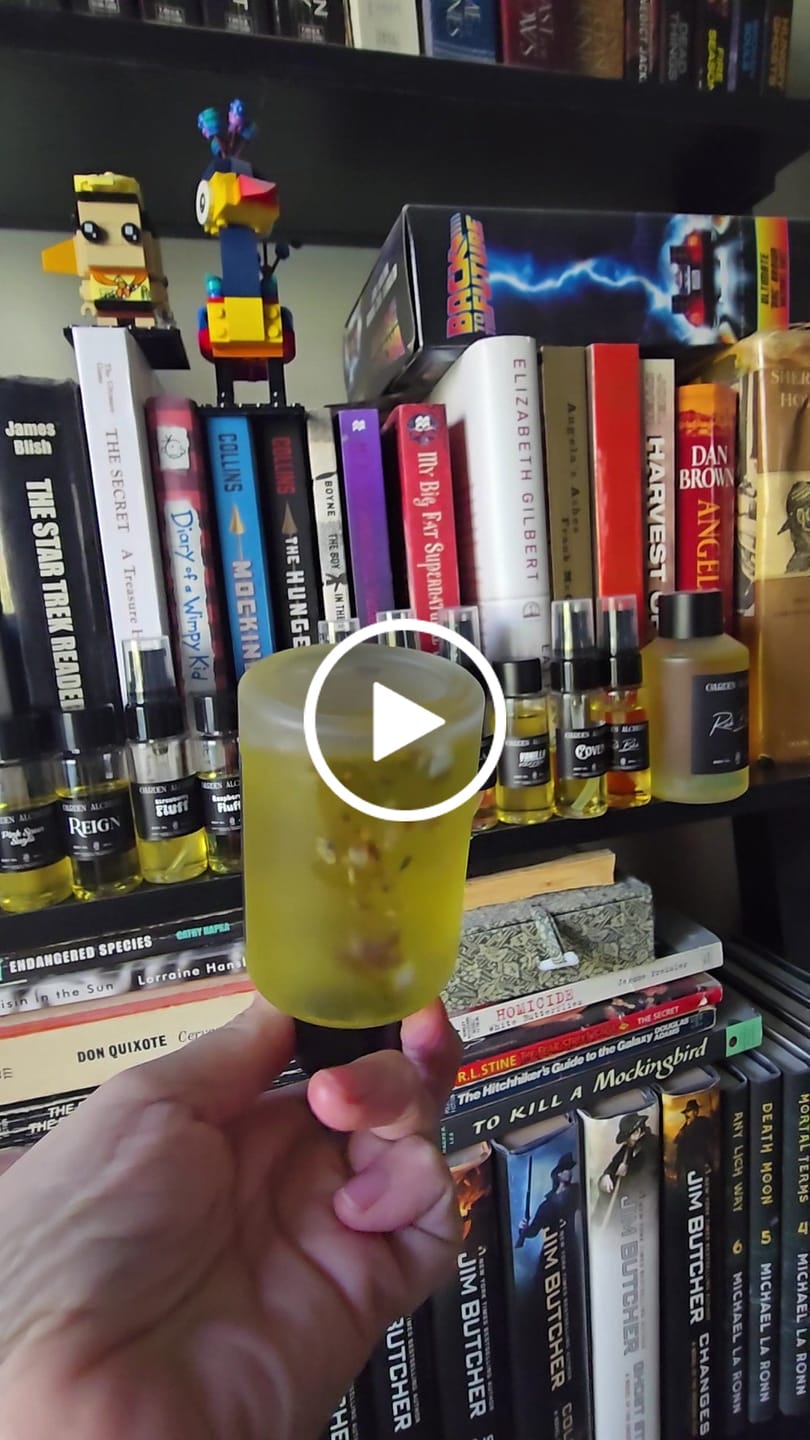 Customer video review of COSMIC DREAMS W/MAGNESIUM BODY OIL