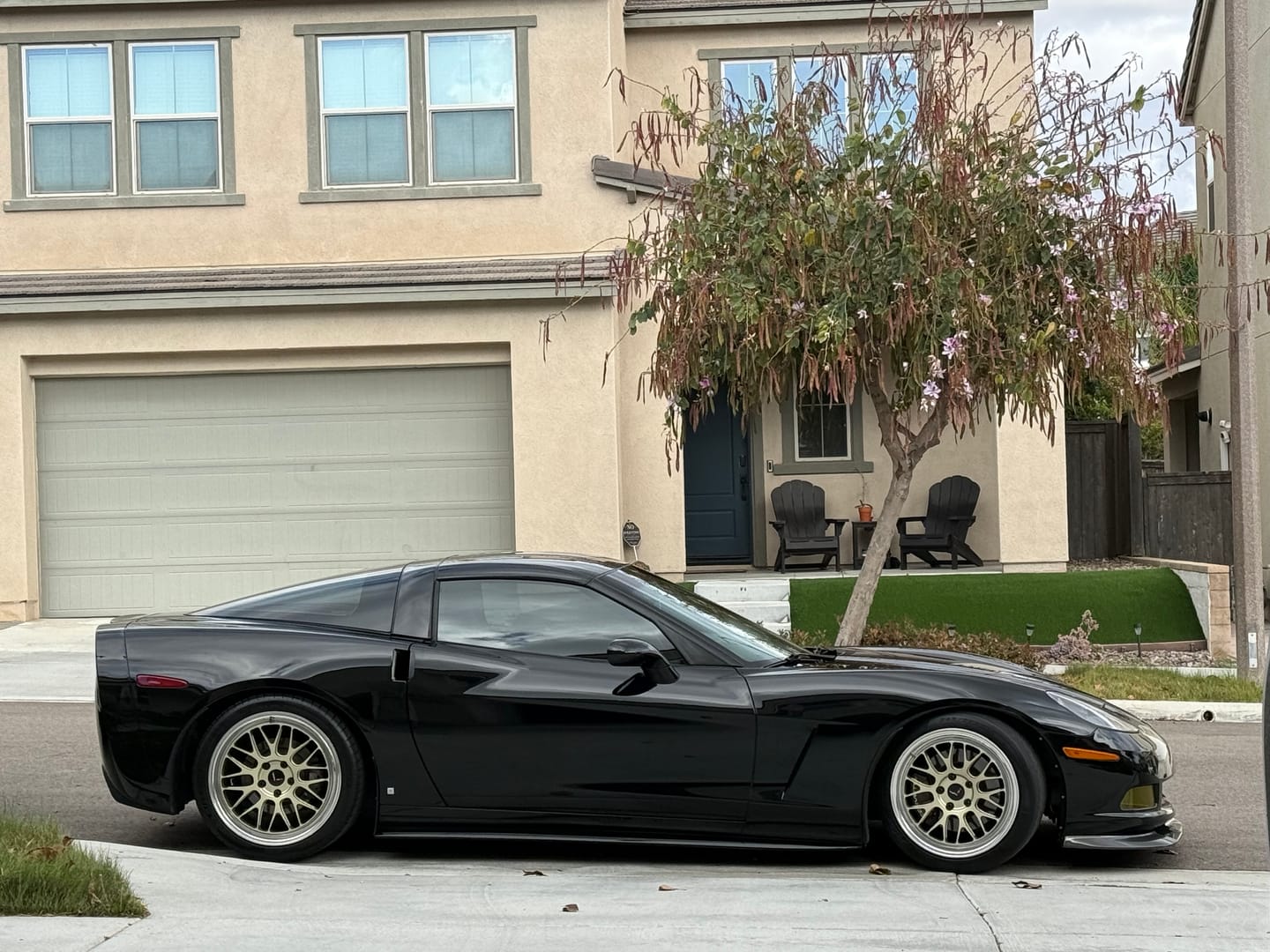 Customer photo review of Corvette C6 Base | ZR1 Conversion Side Skirts Rocker Panels