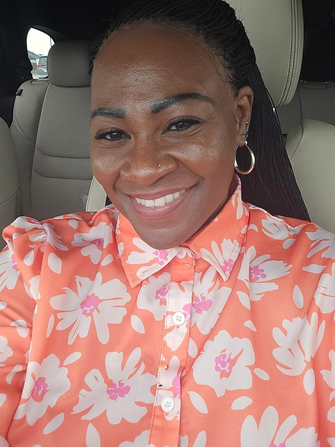 Customer photo review of Mica - 26" & 36" Pre Bleached Swiss HD Full Lace Knotless Micro Senegalese Twist Wig 799 Strands