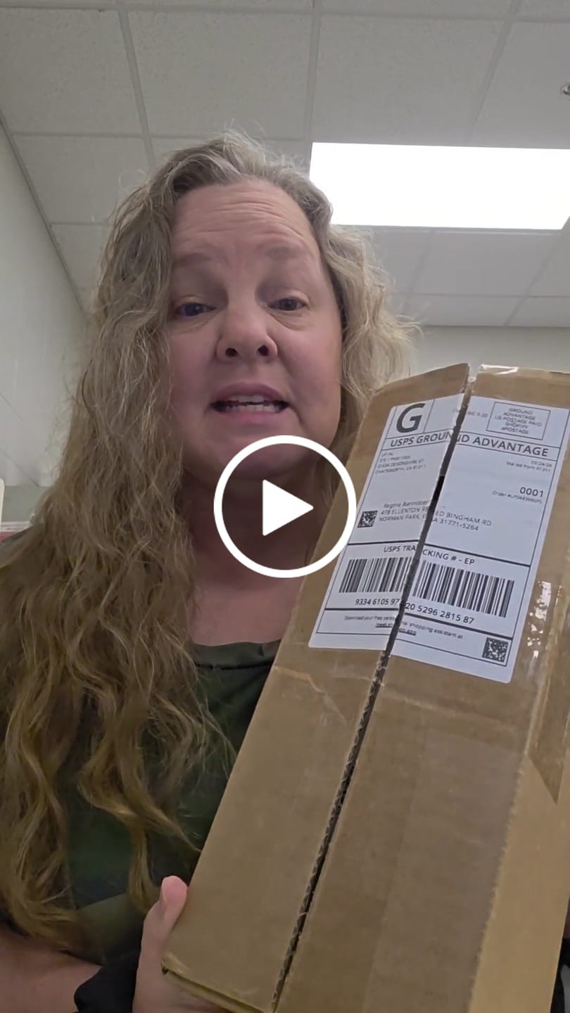 Customer video review of Umber Signature Selection Box — 24K Gold Rose (Choose Your Color)