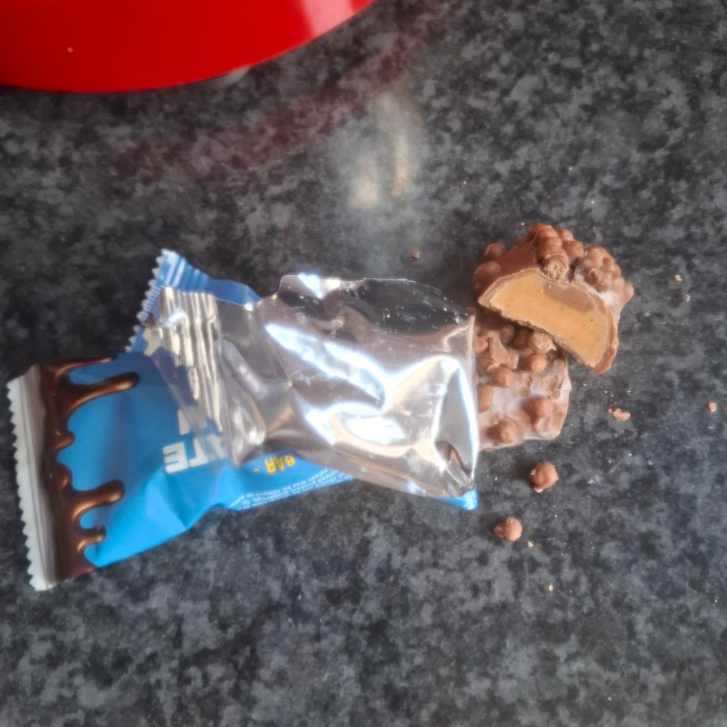 Customer photo review of FITNESS CANDY Milky Chocolate & Crispy Cream