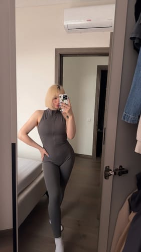 Customer photo review of SCULPTED FIT JUMPSUIT LONG GREY
