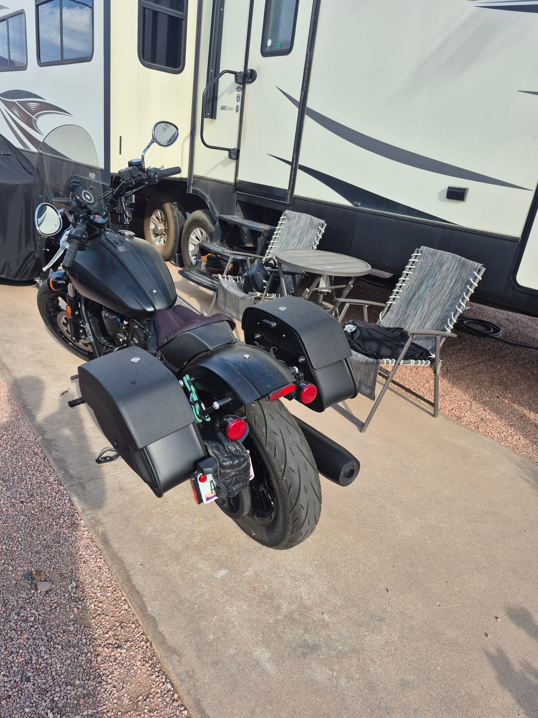 Customer photo review of 28L - Pantheon Quick-Mount Medium 2025+ Indian Sport Scout Motorcycle Saddlebags