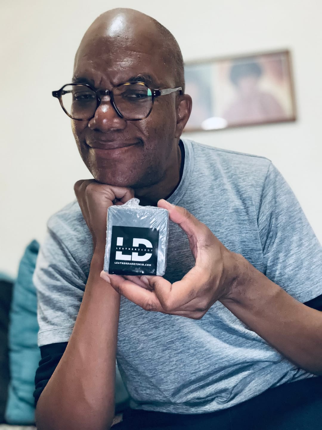Customer photo review of Charcoal Body Bar