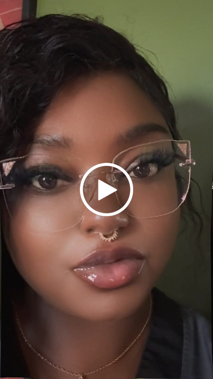 Customer video review of Neko Eyeglasses