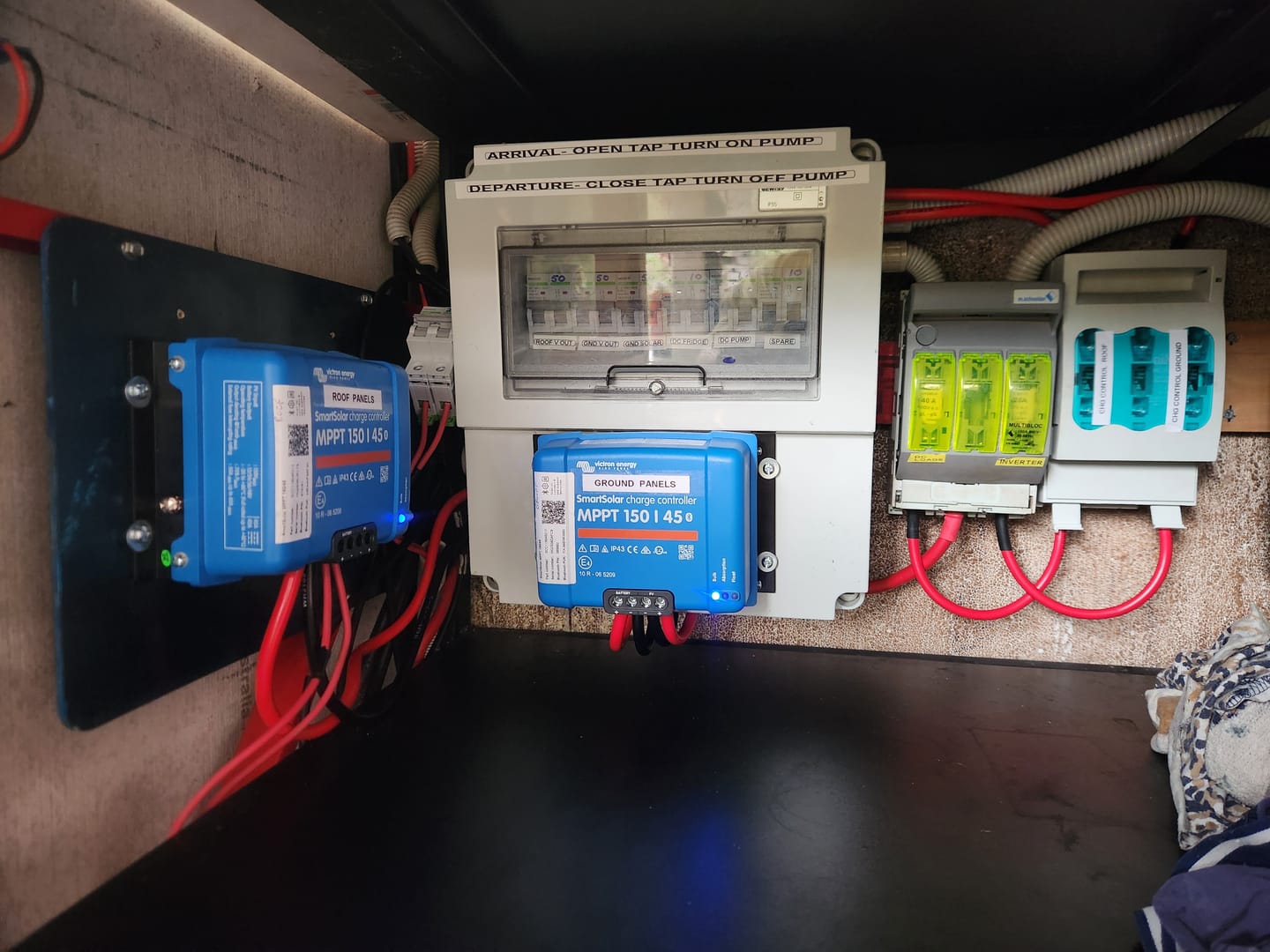 Customer photo review of Victron SmartSolar MPPT (All Models)