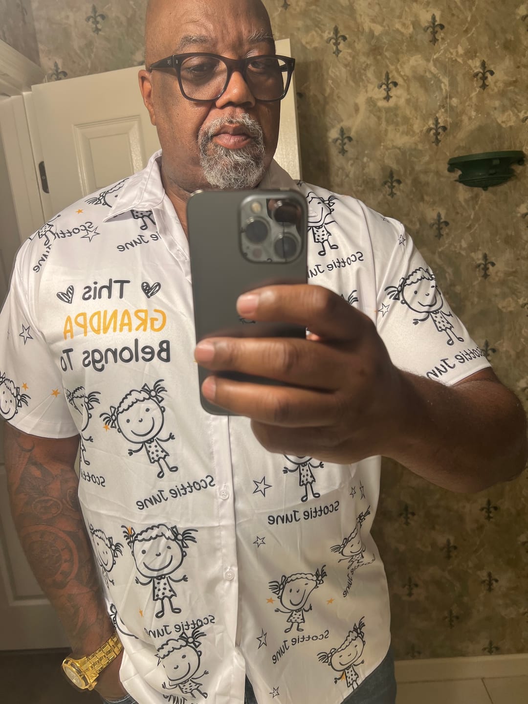 Customer photo review of Personalized Hawaiian Shirt- This Grandpa Belongs To Doodle