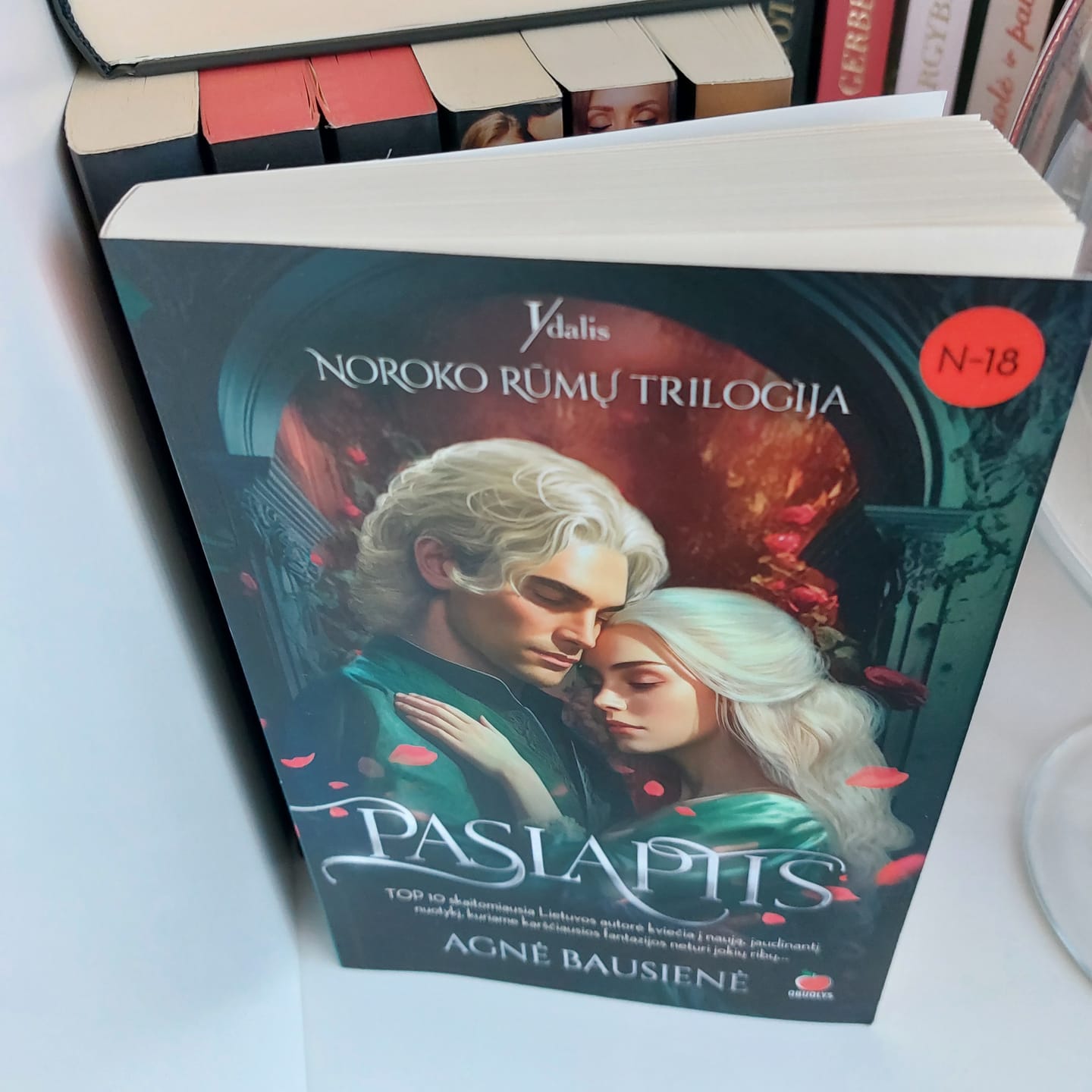 Customer photo review of Paslaptis: Noroko rūmų trilogijos I dalis