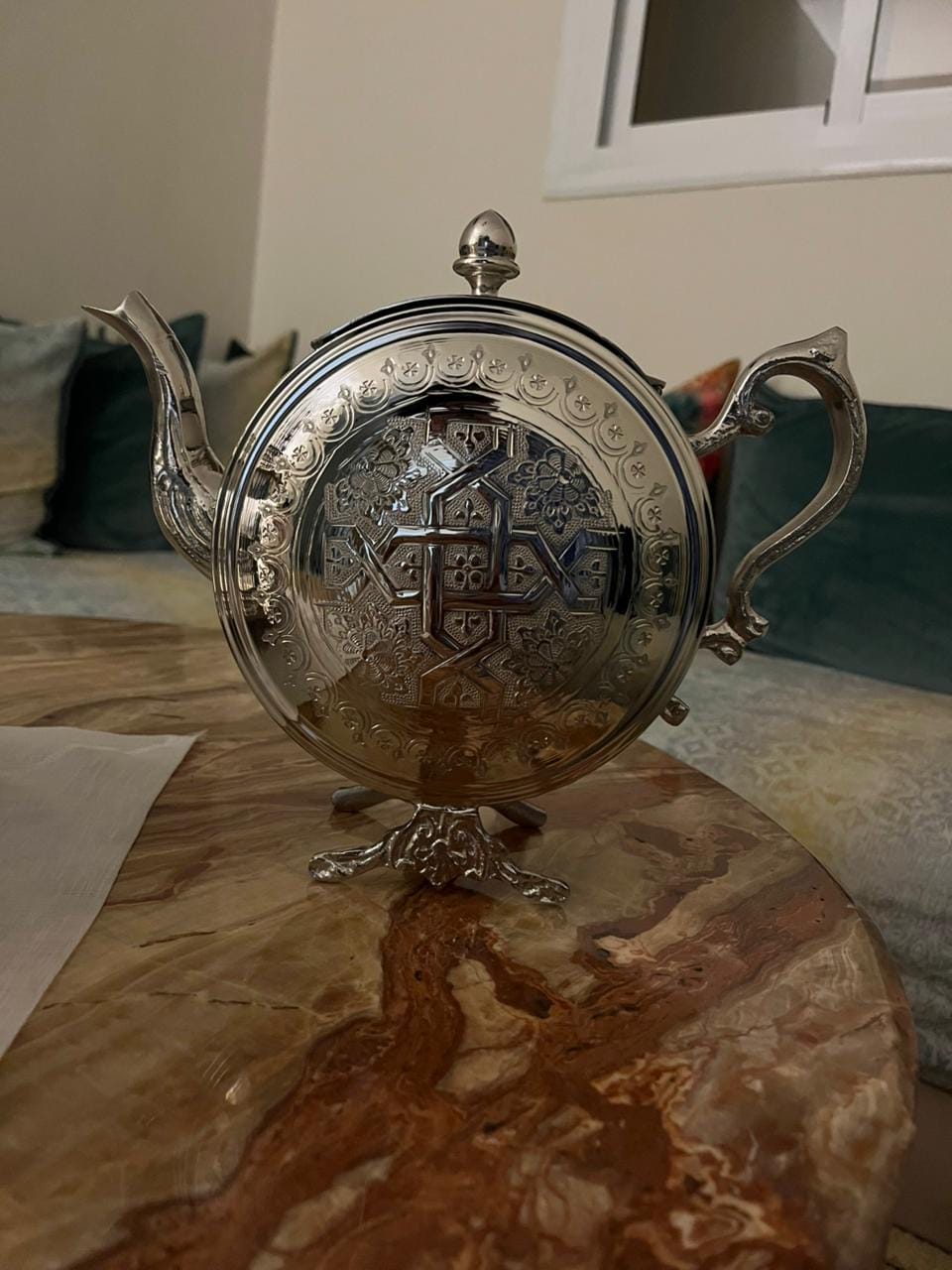 Customer photo review of Fezza – Moroccan Legs Teapot with Traditional Sculpture
