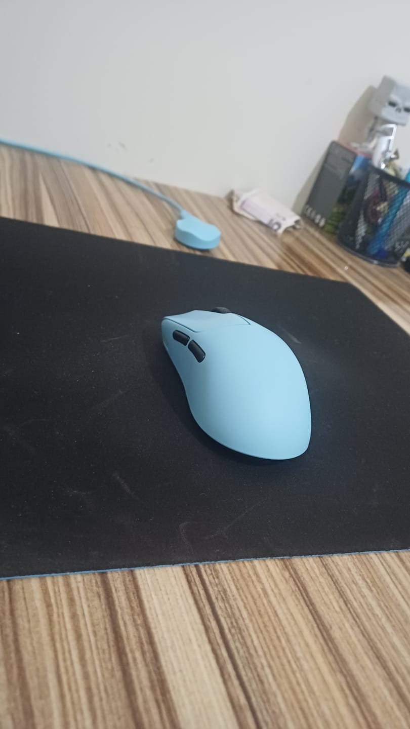 Customer photo review of Scyrox V6 8K Wireless Mouse