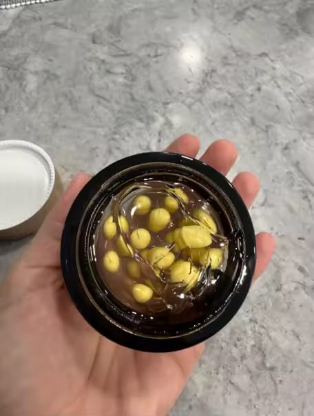 Customer photo review of PERLE C – Gel con capsule di vitamina pura illuminante