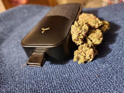 Customer photo review of Legacy PRO 2 Stealth Carry Kit | Herb & Wax Vaporizer with Power Bank, Smell-Proof Case & Adapter