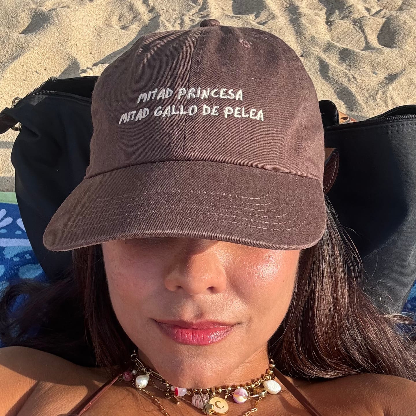 Customer photo review of Gorra Princesa/Gallo de Pelea