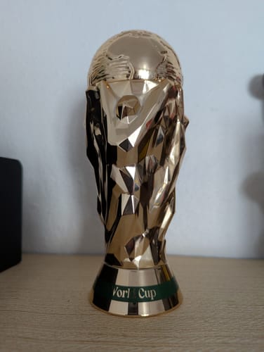 Reseña con foto de un cliente sobre Perfume Unisex Zakat World Cup 80ML EDP
