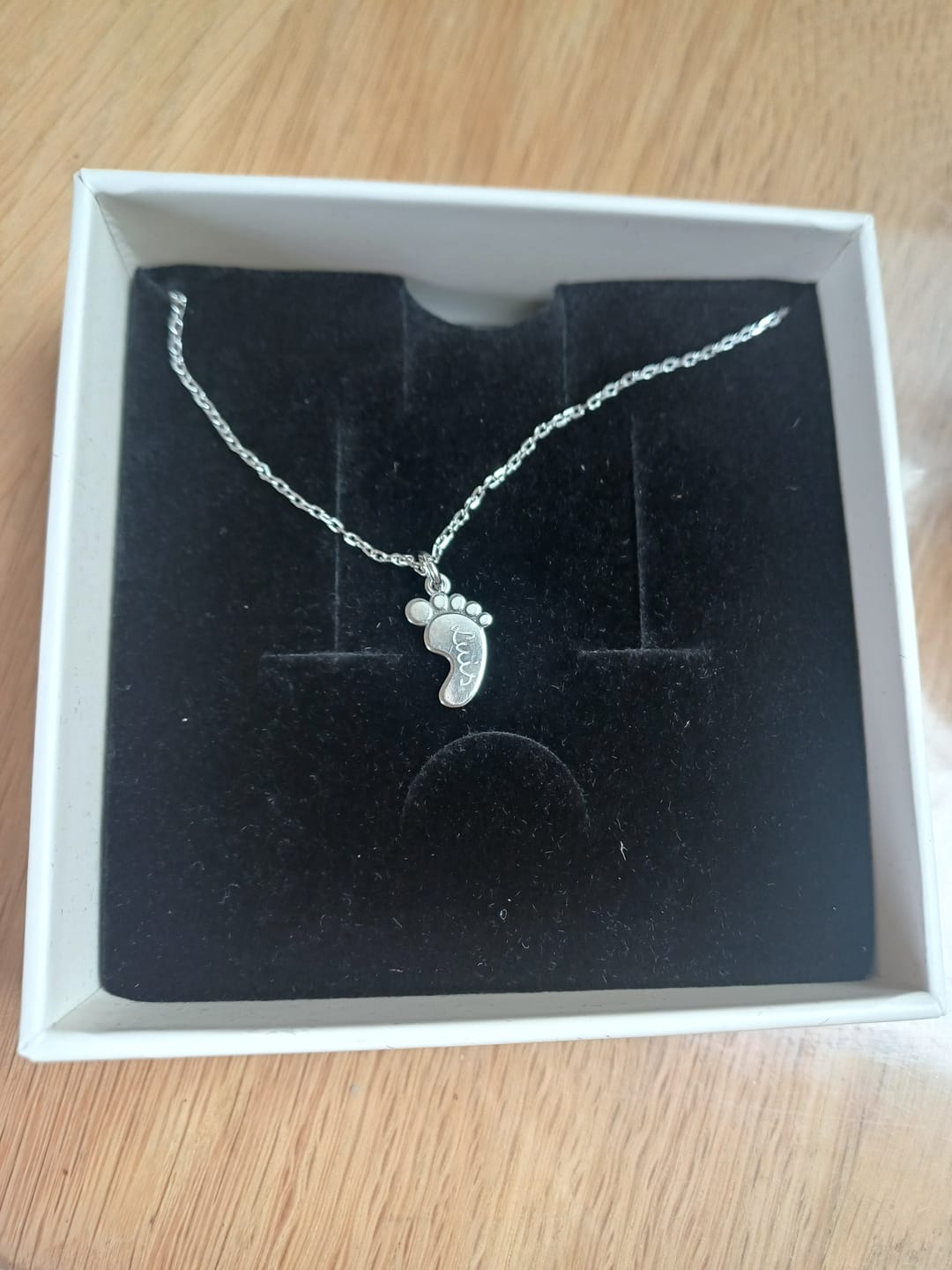 Customer photo review of Halskette "Babyfuß"