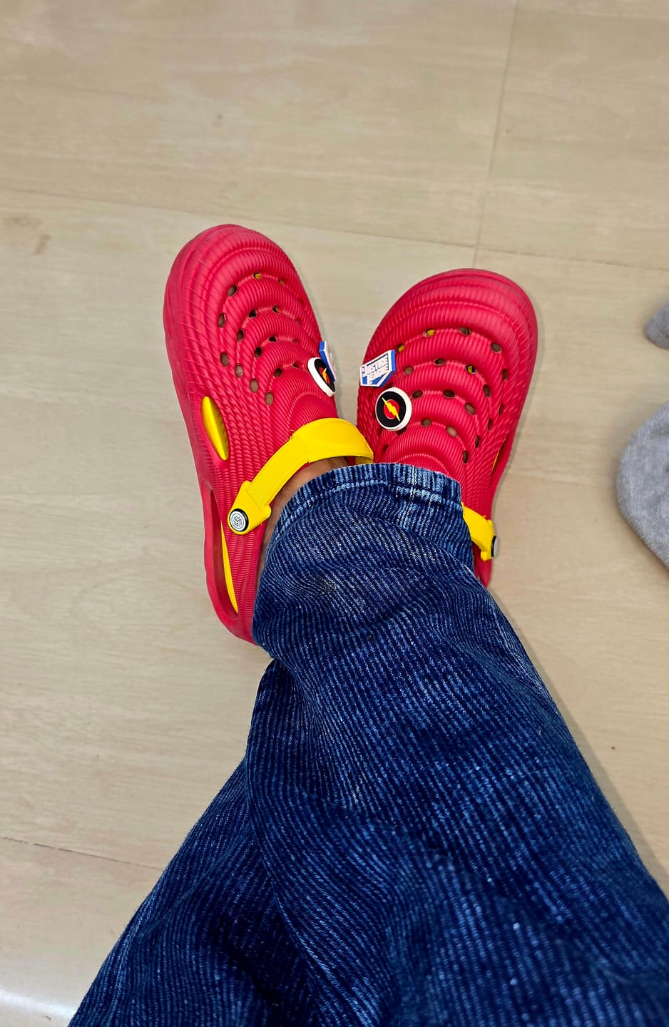 Customer photo review of Justice League PowerGrip Clogs