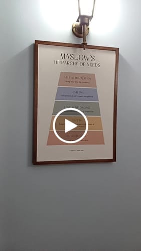 Customer photo review of Maslow