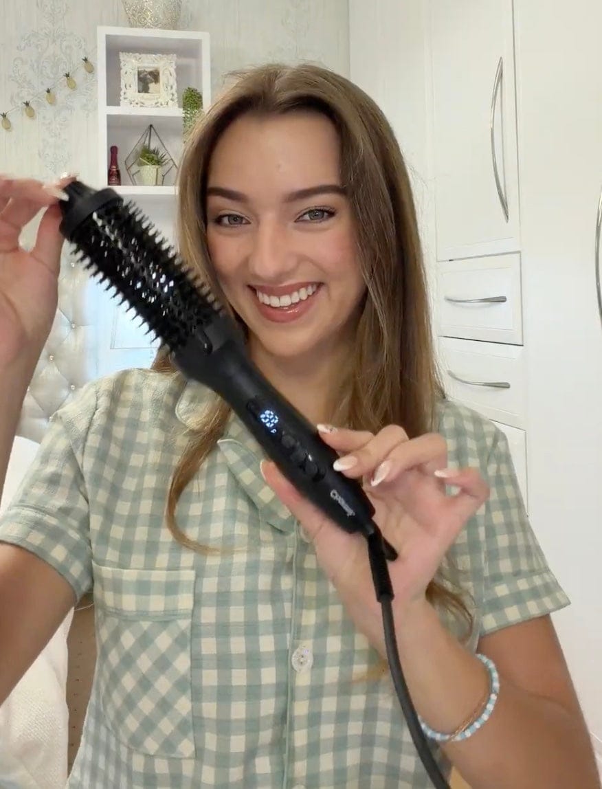 Customer photo review of Charmé Thermal Blowout Brush - Pro Grade Salon Finish