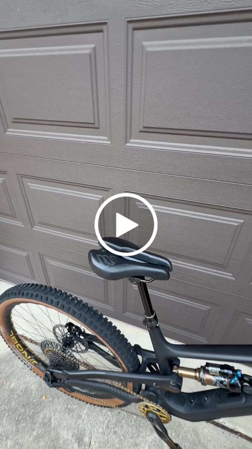 Customer video review of Bonneville Distance