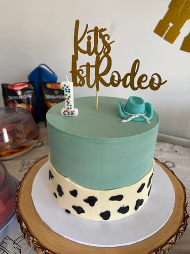 Customer photo review of Custom Cakes