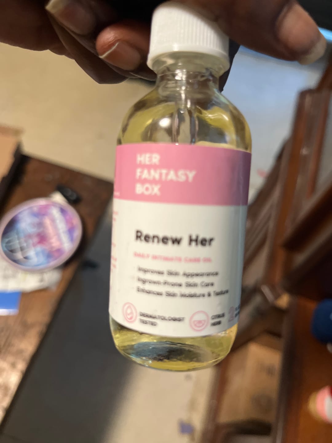 Customer photo review of Her Fantasy Box Renew Her Yoni Oil - For Dryness, Ingrown Hair, Dark Marks & Scars
