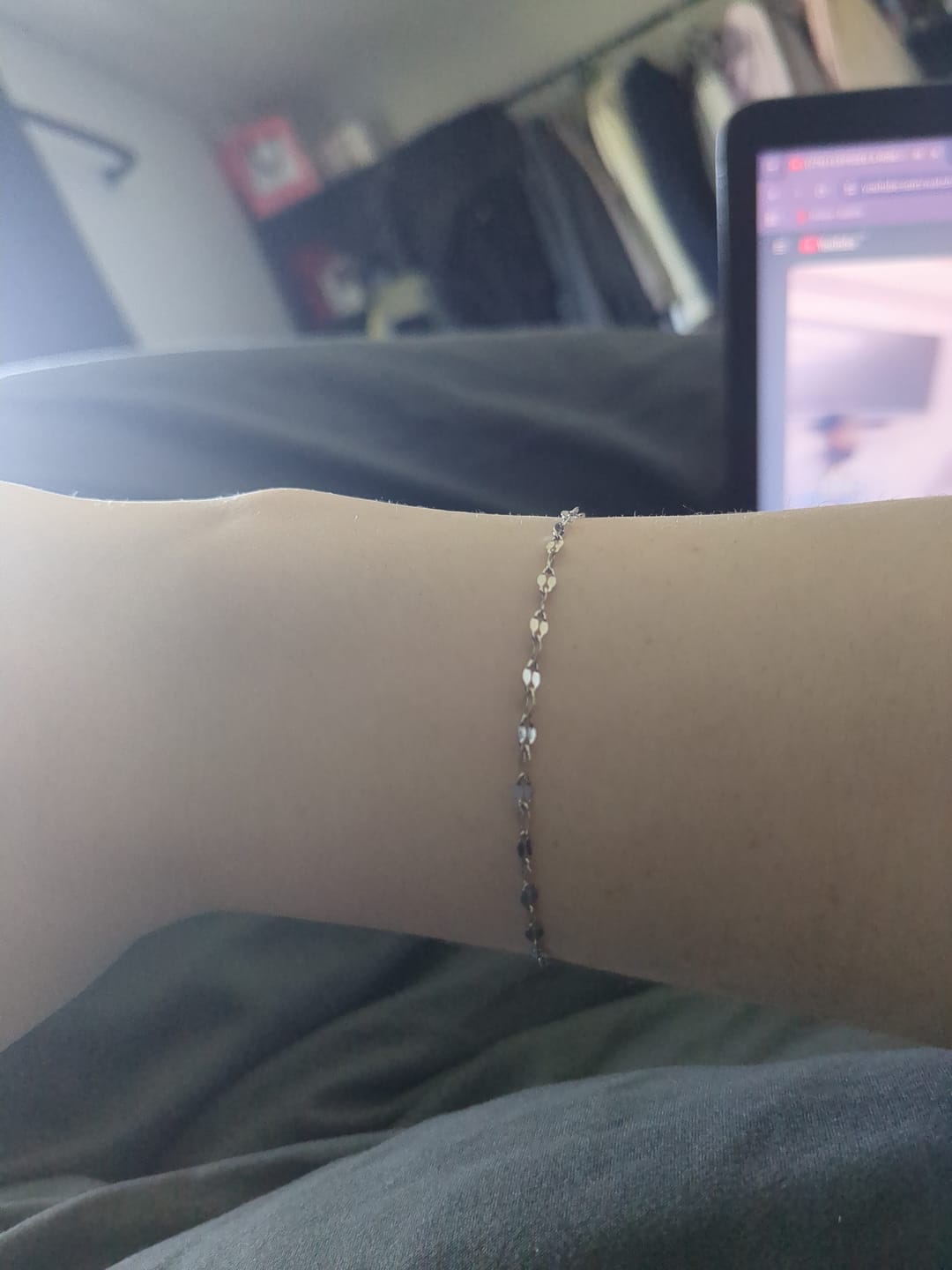 Customer photo review of Single Dainty Bracelet