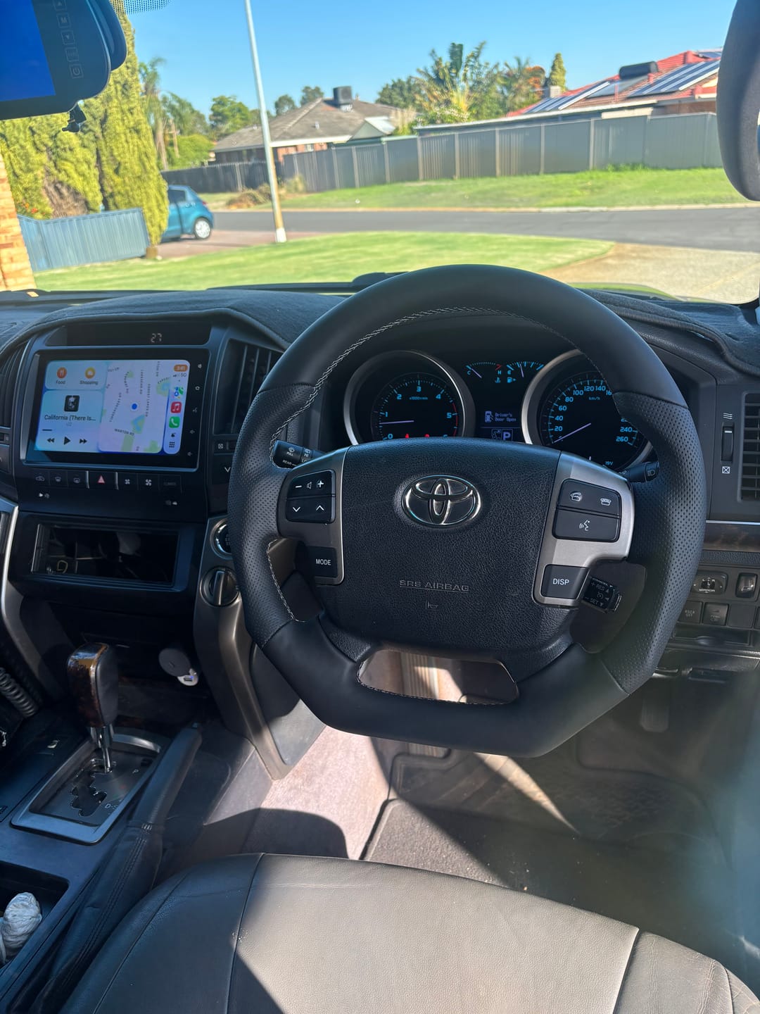 Customer photo review of Premium Steering wheel - All leather suitable for use with Toyota LandCruiser 200 Series 2008 - 2015