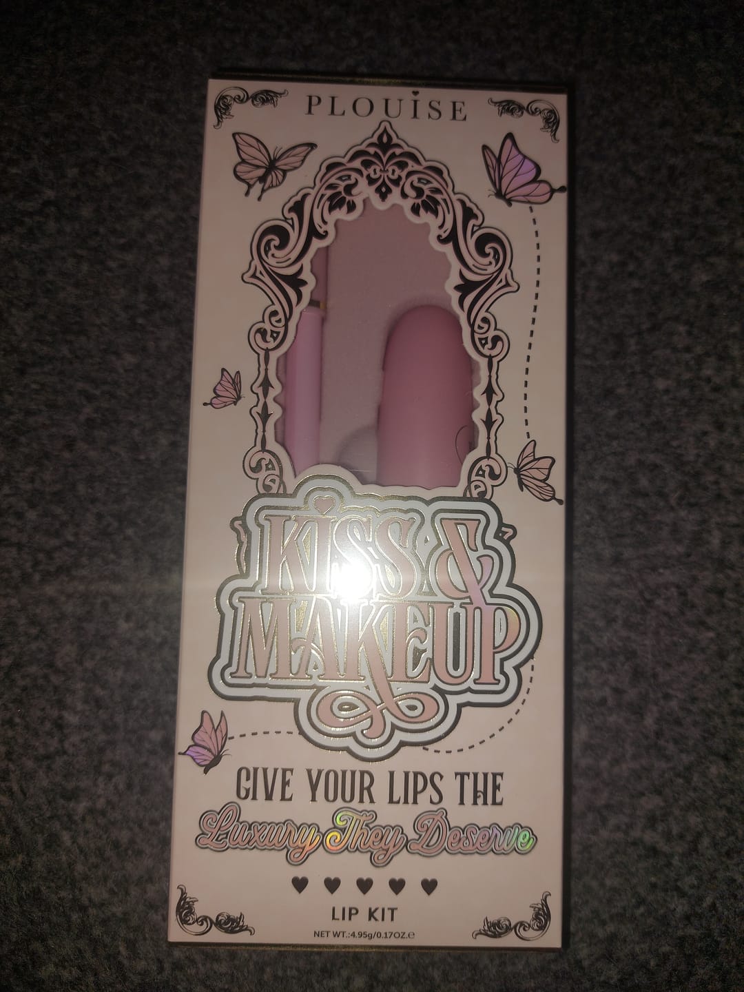 Reseña de la foto del cliente del kit de lápiz labial y delineador de labios Kiss and Makeup de P. Louise