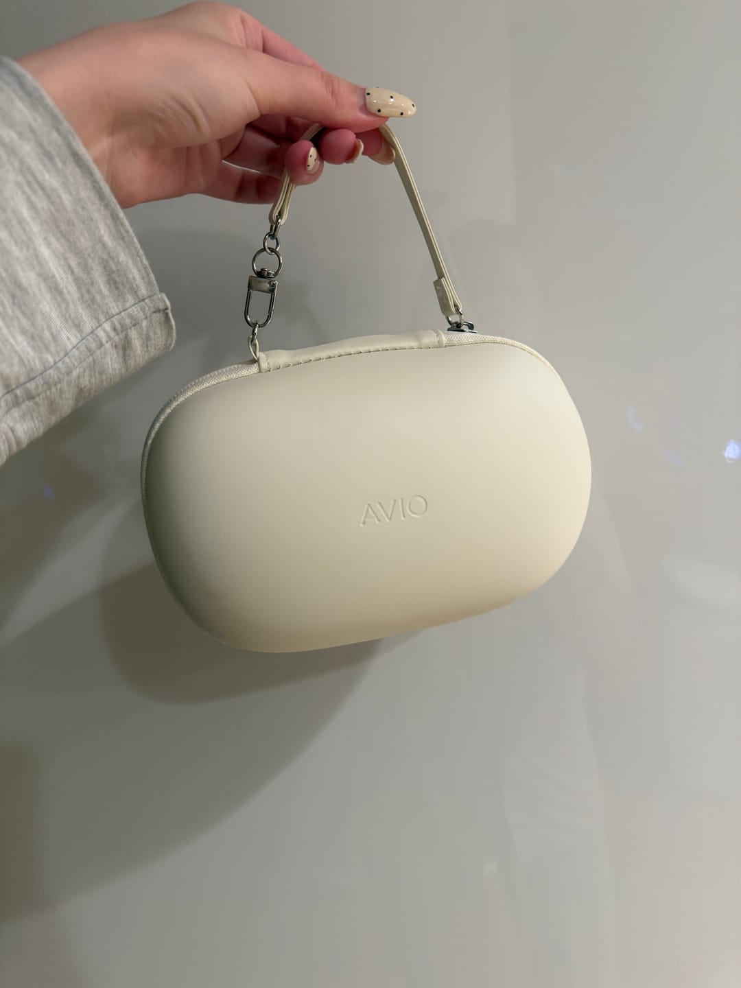 Customer photo review of Avio Cloud Travel Pillow