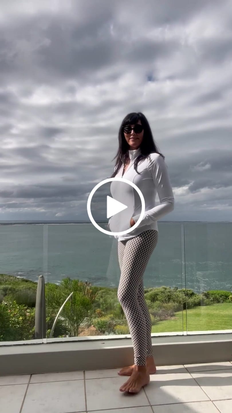 Customer video review of LIMITED EDITION: Truffle Butter Leggings