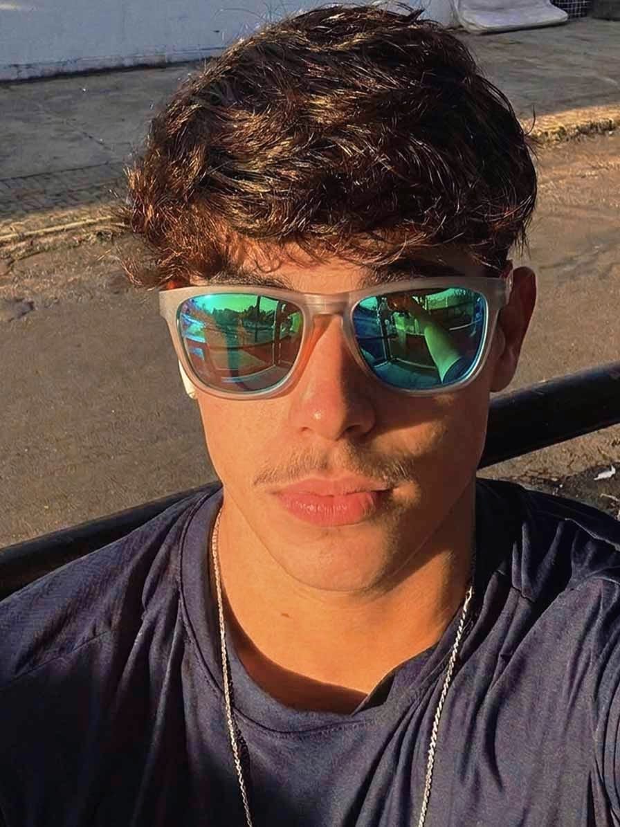 Customer photo review of Dawn Sand - Overo FoldGo Glasses