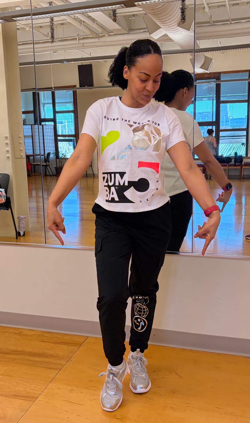 Customer photo review of Zumba 25 High Low Crew Neck Top