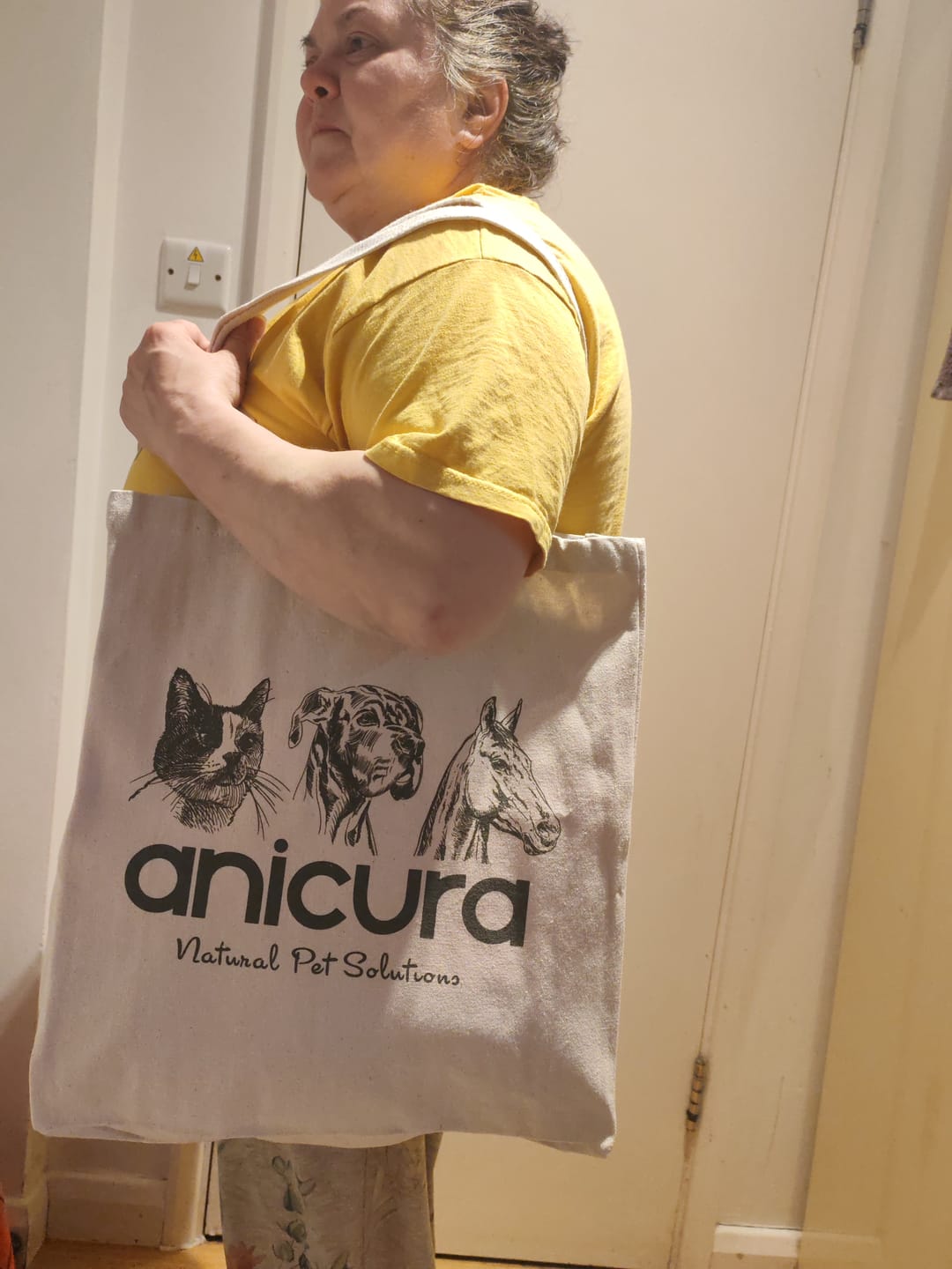 Customer photo review of Anicura Tote Bag