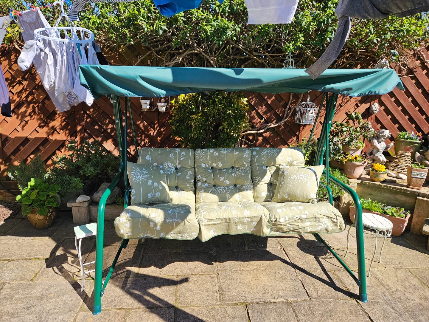 Customer photo review of Vienna Deluxe 3 Seater Garden Hammock with Canopy - Free Standing Swing Seat