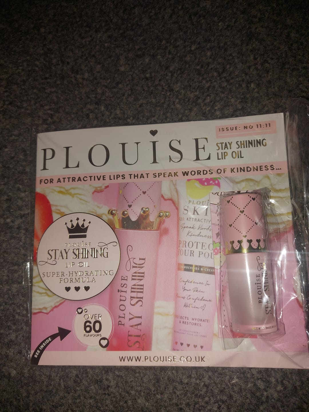 Customer photo review of P.Louise Mini Stay Shining Lip Oil Magazine - Strawberries & Cream