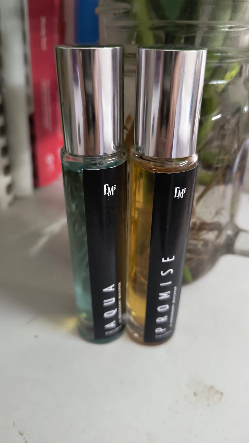 Customer photo review of Aqua | Eau De Parfum