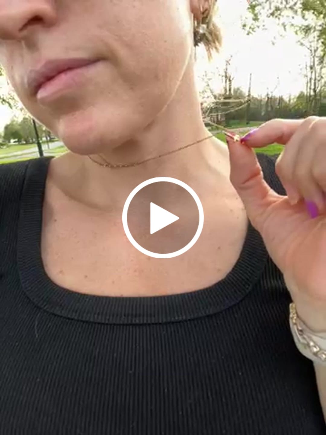 Customer video review of The Collarbone Cross Necklace