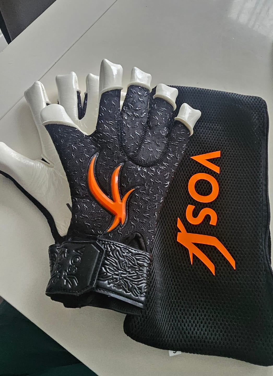Customer photo review of VOS Match Tenax - Black/Surge Orange