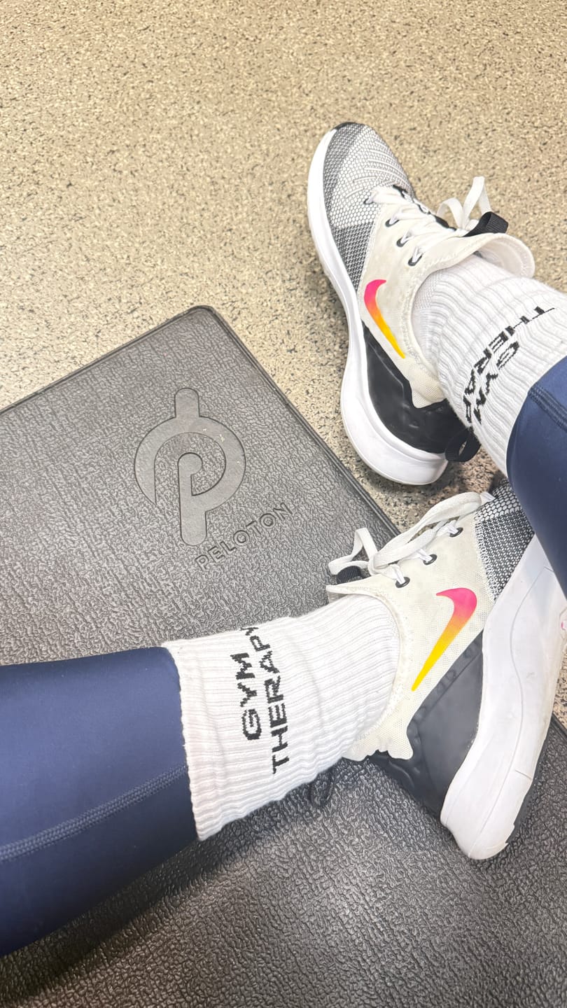 Customer photo review of Gym Therapy - Crew Workout Socks